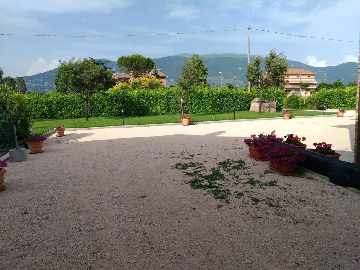 Agriturismo"Il Sagrato Di Assisi" Appartamenti,Camere Eksteriør bilde