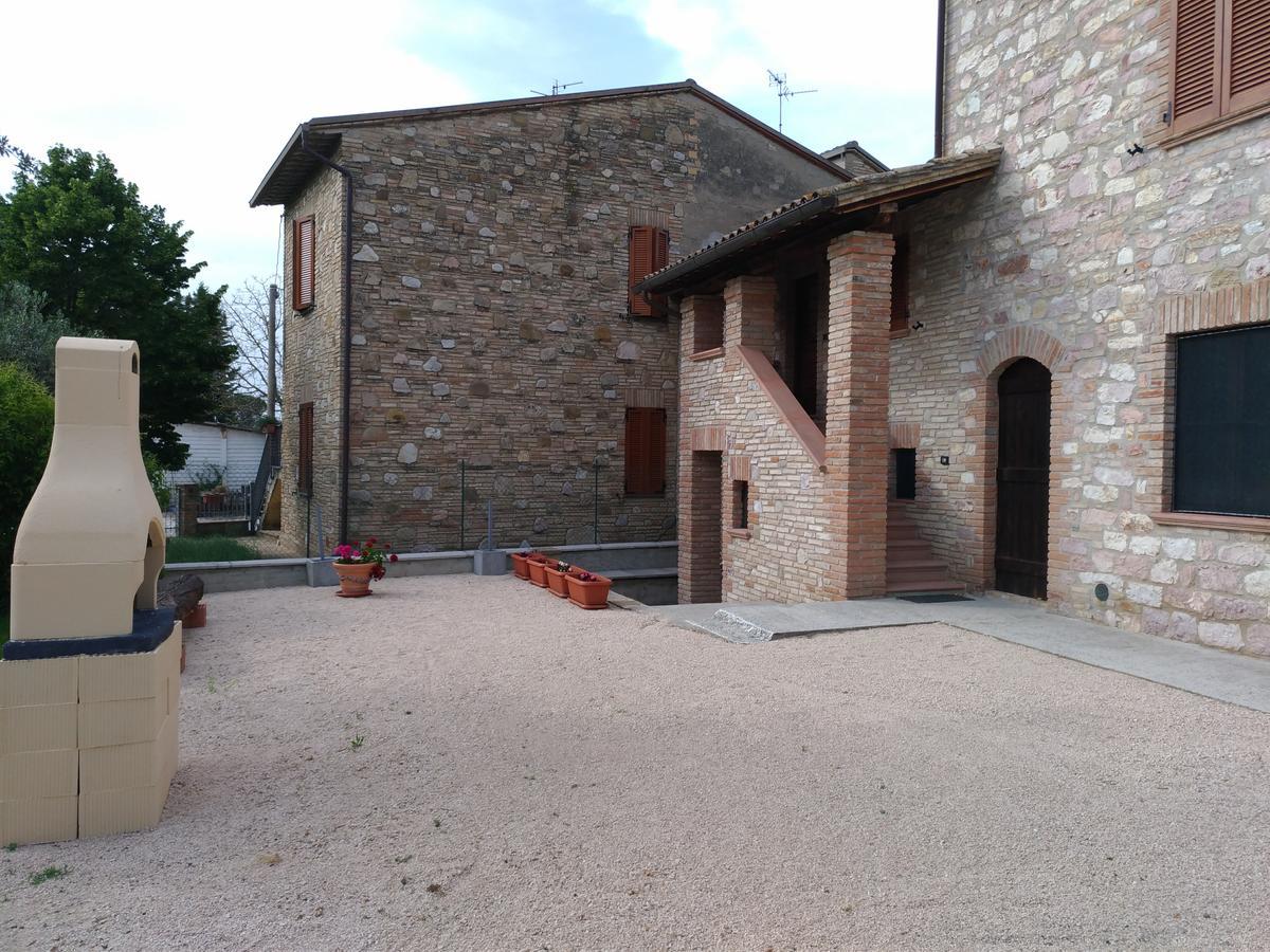 Agriturismo"Il Sagrato Di Assisi" Appartamenti,Camere Eksteriør bilde